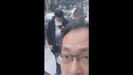 Vigilado día y noche: el brutal acoso que vive abogado chino de DD.HH. Vigilado día y noche: el brutal acoso que vive abogado chino de DD.HH.
