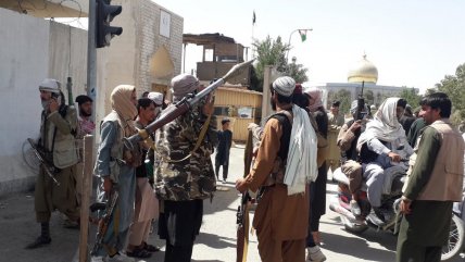 La CPI emitió órdenes de arresto contra dos líderes talibanes La CPI emitió órdenes de arresto contra dos líderes talibanes