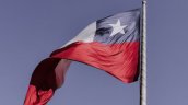Ipsos: 52% de los chilenos cree que aranceles de Trump impactará negativamente al país