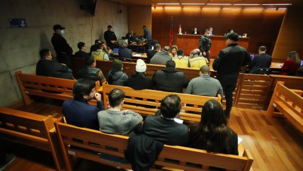 Caso Fonasa: Comenzó juicio contra 18 imputados por millonario fraude al Fisco Caso Fonasa: Comenzó juicio contra 18 imputados por millonario fraude al Fisco