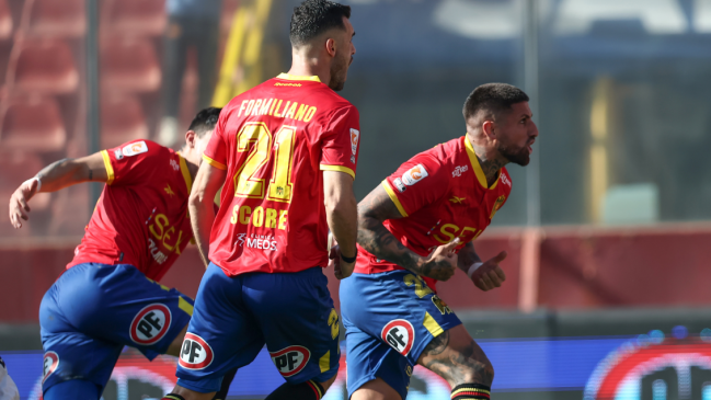 Unión Española superó su extensa mala racha con una remontada ante La Calera