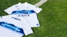 Universidad Católica presentó camiseta con diseño inspirado en el Claro Arena