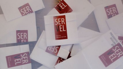   A contrarreloj y sin acuerdo: Sigue incertidumbre por proyecto que regula voto de extranjeros 