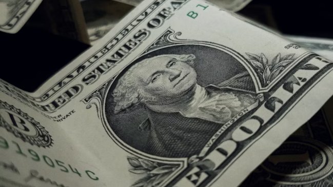 El dólar se dispara tras anuncio del Banco Central de comprar reservas internacionales