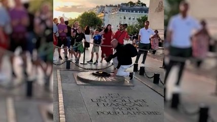  Un detenido por profanar la tumba al soldado desconocido en el Arco de Triunfo de París 