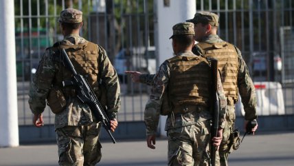 Ejército ordenó acciones por militares mal vestidos y Ejército ordenó acciones por militares mal vestidos y