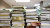 China ordena reducir la carga burocrática