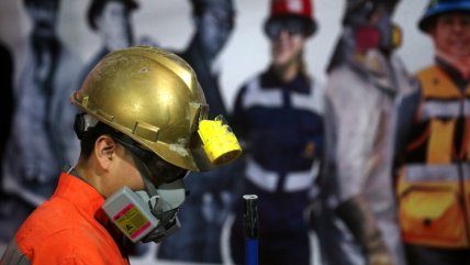 Confederación Obrera de Chile: Varios mineros quieren renunciar  