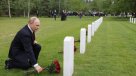 Putin realizó ofrenda florar en cementerio donde yacen restos de pilotos soviéticos