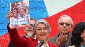 Ya con programa nuevo, el viejo volvió a penarle a Jeannette Jara