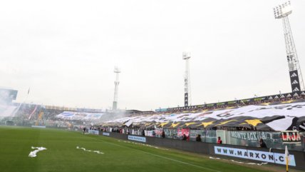 Hincha de Colo Colo falleció durante el Superclásico tras caer del techo en el Monumental