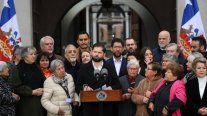 Presidente Boric recibió a adultos mayores en La Moneda por alza de la PGU