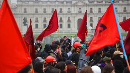  Romería a 52 años del golpe: Masiva marcha recordó a víctimas de la dictadura  
