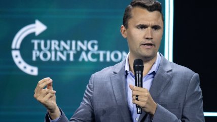   Comentarista Charlie Kirk, aliado de Trump, recibió un disparo en universidad de EE.UU. 