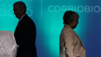  Sondeos post debate mantienen a Jara y Kast como líderes en la carrera presidencial  