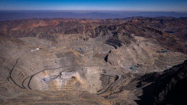 Codelco y Anglo American ratifican acuerdo para explotar minas Andina y Los Bronces
