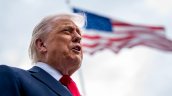 Trump demandó al New York Times, cuatro reporteros y una editorial por 15 mil millones