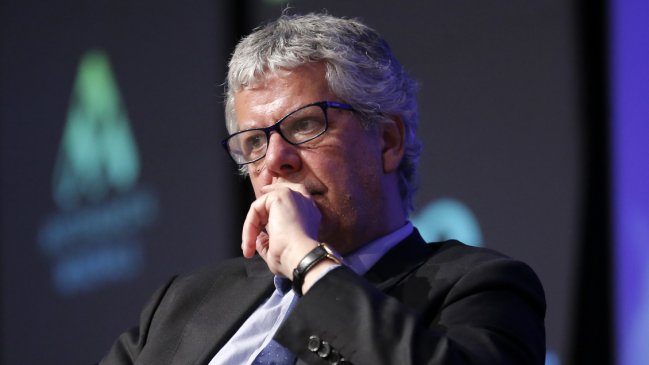 Eyzaguirre: 