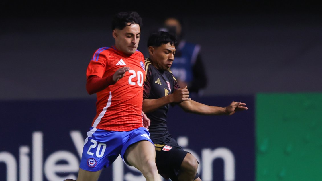 La Roja se mide con Perú en su duelo amistoso en La Florida La Roja se mide con Perú en su duelo amistoso en La Florida