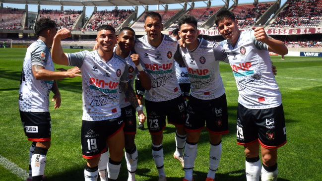 Limache vapuleó a La Serena y se citó con Huachipato en la final de Copa Chile