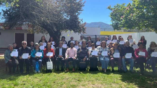 CGE impulsa la alfabetización y desarrollo digital para adultos mayores de Machalí