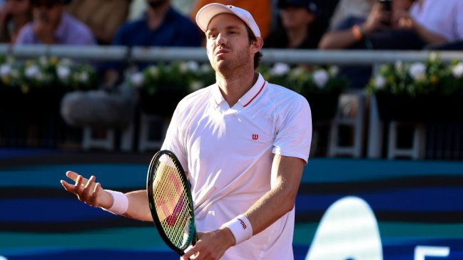 Nicolás Jarry se bajó de otro torneo tras su retiro de Almaty