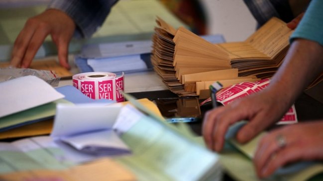 Prensa escrita va a la justicia por anuncio web de listas vocales de mesa
