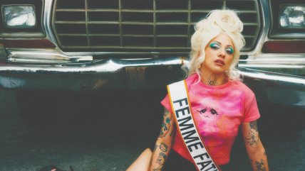   Mon Laferte estrenó su nuevo disco 