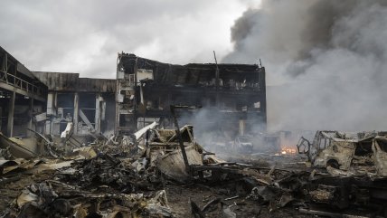   Zelenski condenó ataque ruso en Kiev y acusó que Moscú ha lanzado 770 misiles este año 