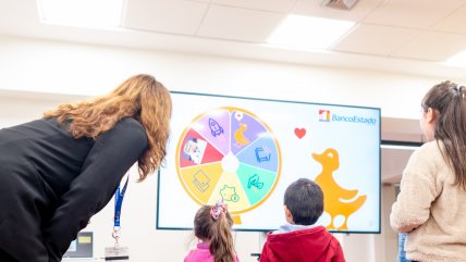   BancoEstado lleva la educación financiera a todo Chile con talleres, alianzas y voluntariado 