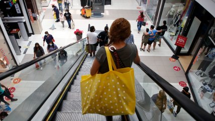 La actividad creció 3,2% en septiembre, impulsada por el comercio y los servicios