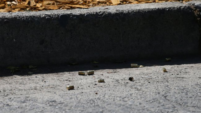 Sujeto fue asesinado a balazos en plena vía pública de Cerro Navia