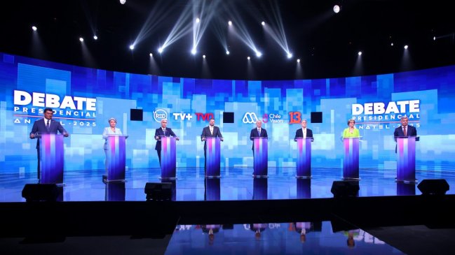 Debate Anatel | Matthei: ¿Usted votaría de nuevo por un experimento o escogería a alguien como Piñera?