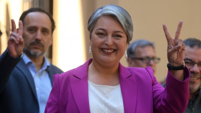 Jara marca nuevas diferencias con el Gobierno: 