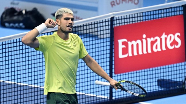 Carlos Alcaraz se instaló en las semifinales de las Finales ATP
