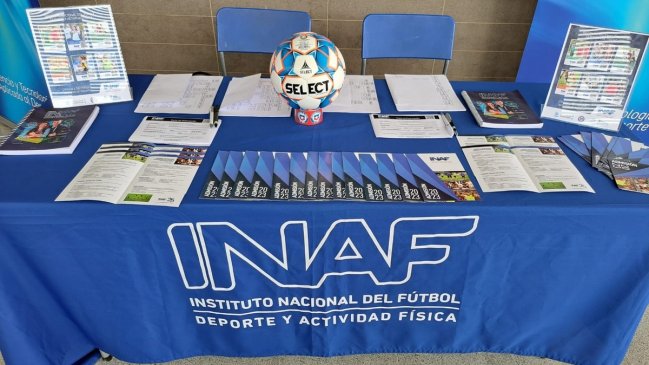 Alumnos se tomaron el INAF y exigieron la presencia de Pablo Milad