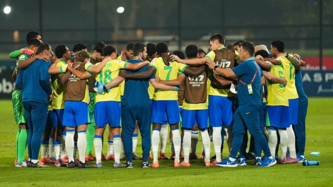 Brasil avanzó por penales a cuartos del Mundial sub 17 y México se despidió con una goleada