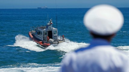   Buscan a joven arrastrado por la corriente en Mejillones 