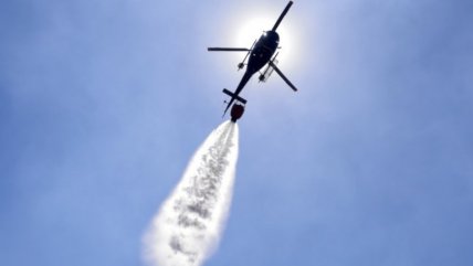 Alerta roja para Isla de Pascua por avance de incendio forestal