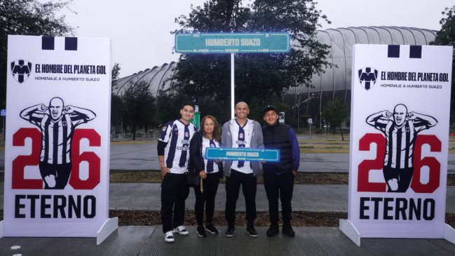 Humberto Suazo fue homenajeado por Monterrey con una calle en su nombre