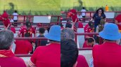 Gonzalo Durán sacó a dos hinchas de O'Higgins en el partido contra Unión Española en Santa Laura