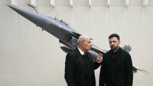 Alemania, Polonia y Noruega comprarán armas para Ucrania