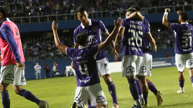 [VIDEO] Ariel Cáceres abrió la cuenta para Concepción ante Cobreloa y desató euforia en Collao