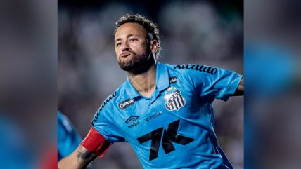 Santos goleó a Juventude con triplete de Neymar y salió de la zona de descenso en el Brasileirao
