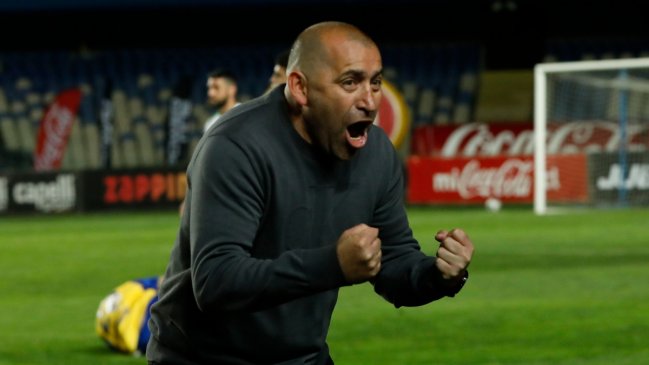 Cristián Muñoz asoma como sucesor de Lucas Bovaglio en Palestino