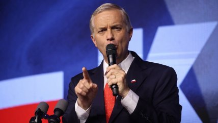 Tras críticas por indefiniciones y silencios, Kast promete 