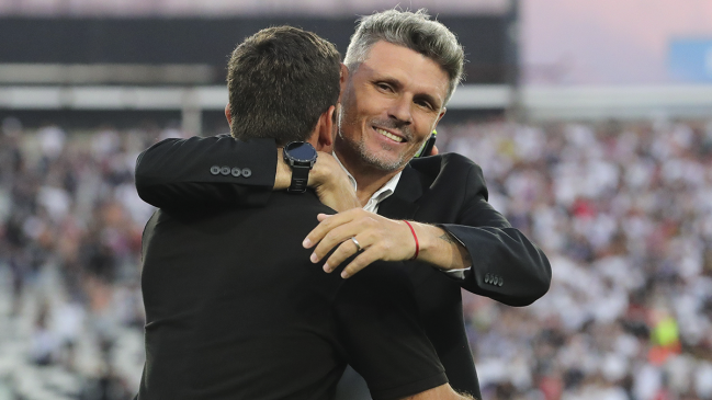 Sigue hasta 2026: Blanco y Negro aprobó la continuidad de Fernando Ortiz en Colo Colo