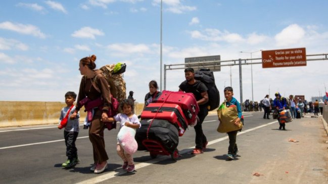 Expulsión masiva de migrantes: INDH califica propuesta de Kast como 