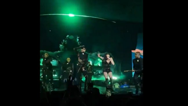 Primero el equipo: Lady Gaga detuvo su show tras caída de bailarín