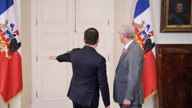 ¿Residencia presidencial o monumento histórico? El debate que abrió Kast para vivir en La Moneda